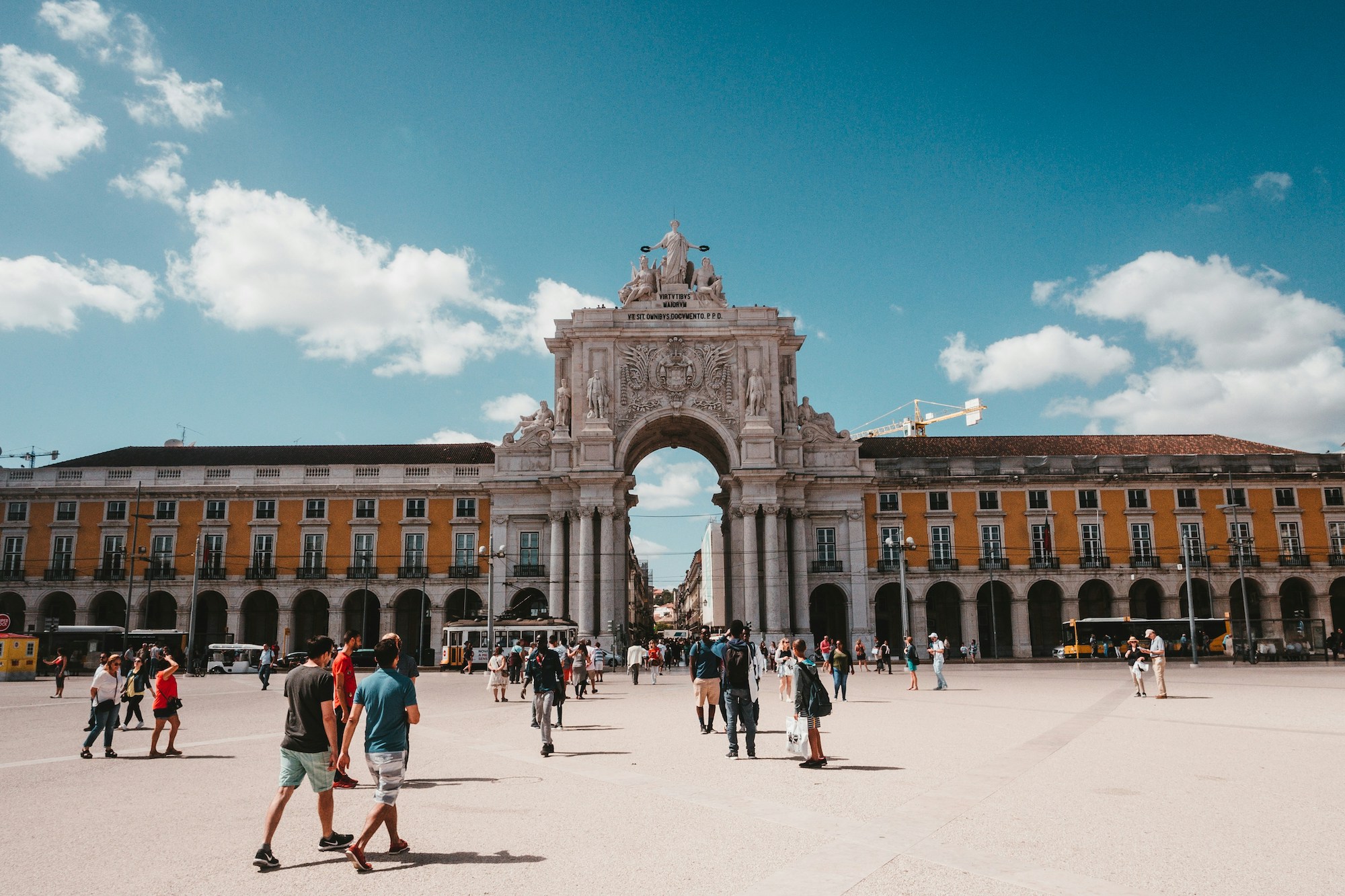 Lissabon bezienswaardigheden Praça do Comércio