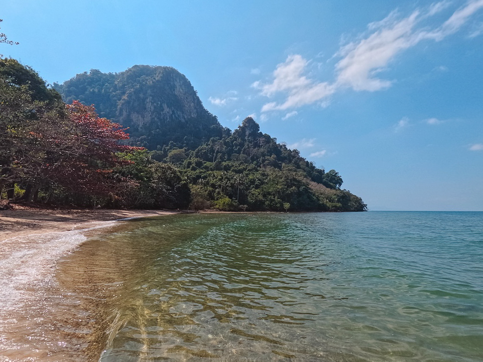 Lo Dung beach