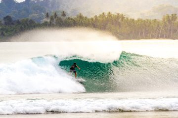 Mentawai surf