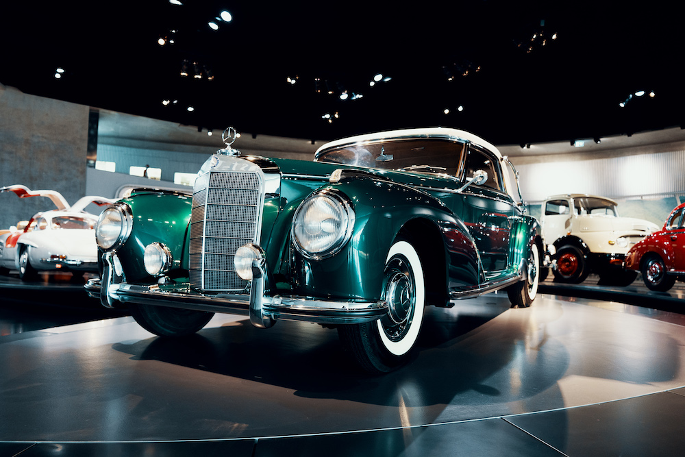 Mercedes Benz Museum oude auto