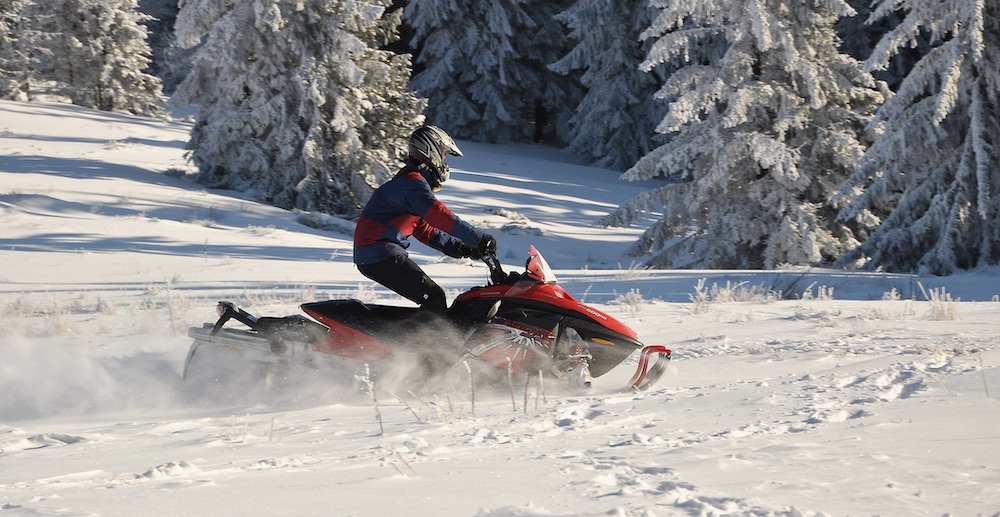 Met de sneeuwscooter door Canada