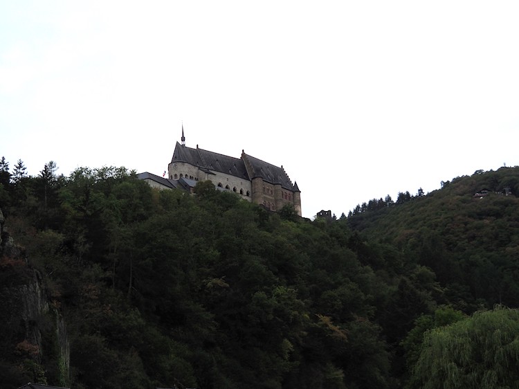 Mullerthal-Luxemburg-Vianden-kasteel