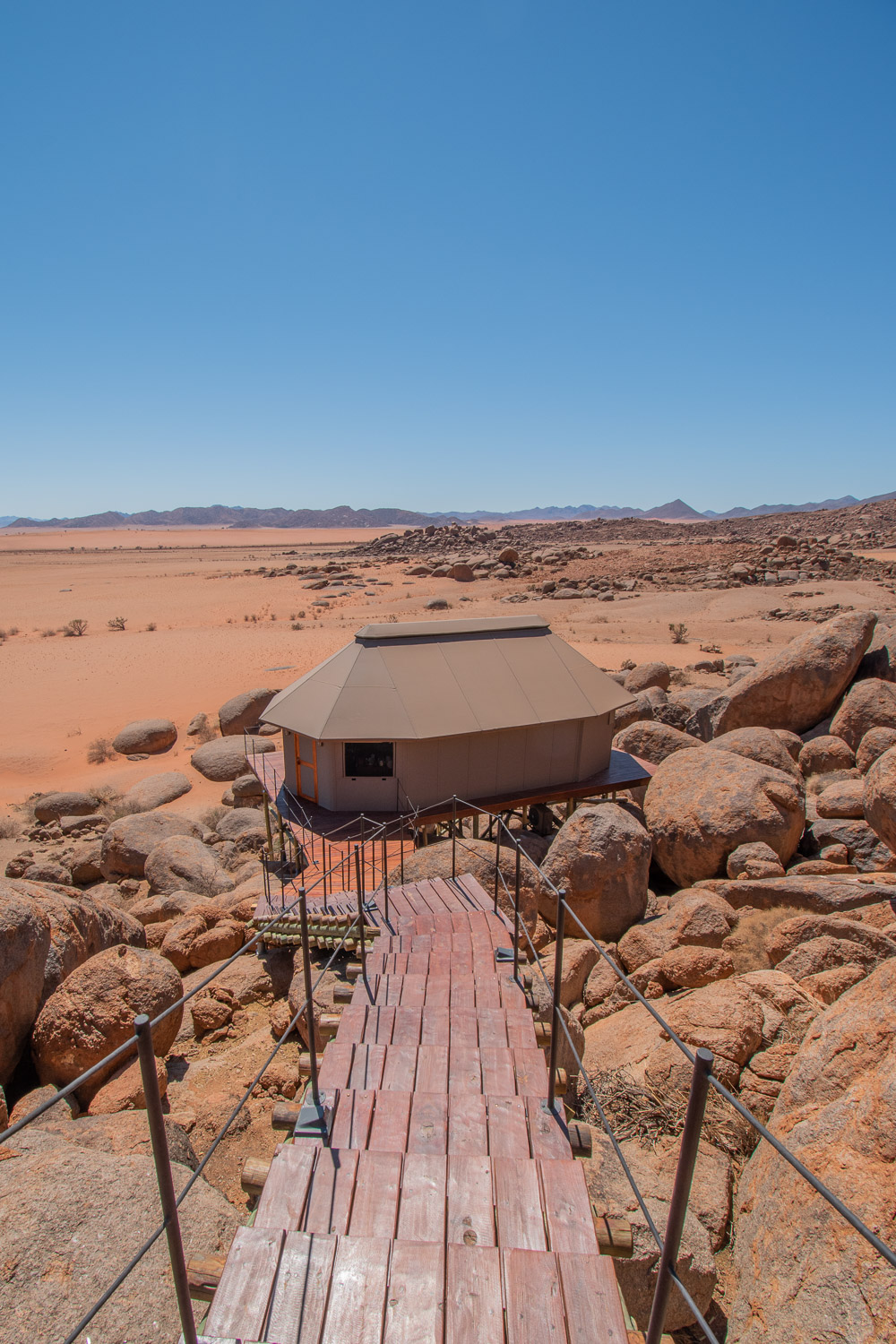 Namibie sonop onze tent-2