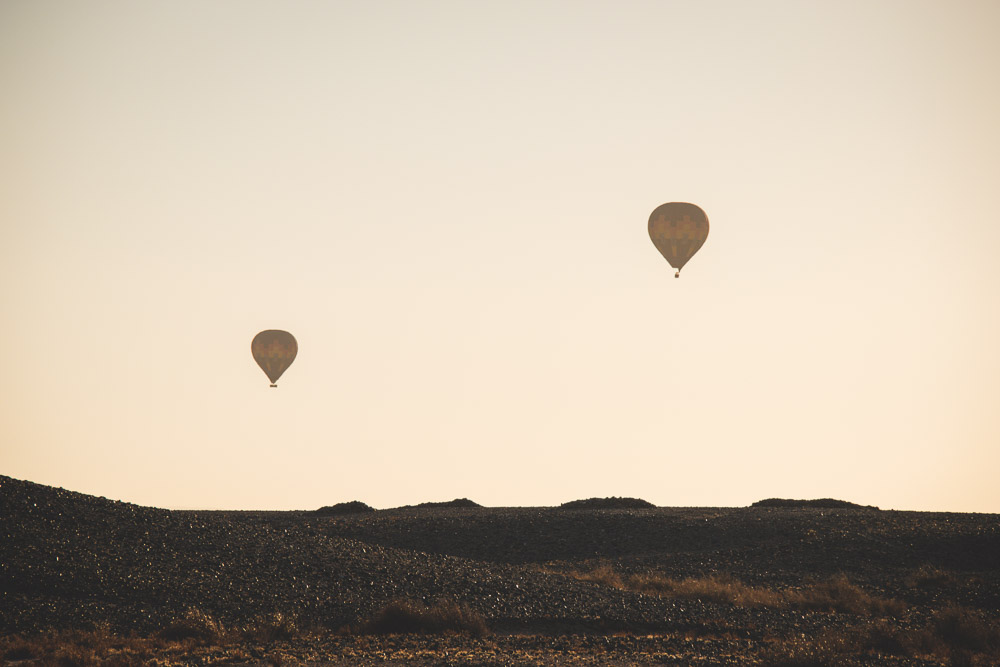 Namibie sossusvlei zonsopgang ballon vlucht