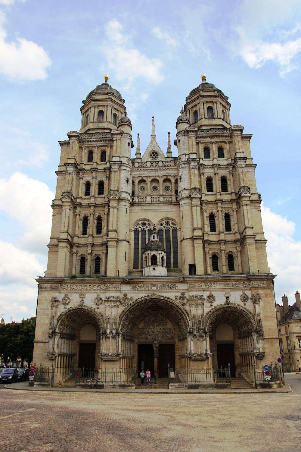 Notre Dame, bezienswaardigheden Dijon