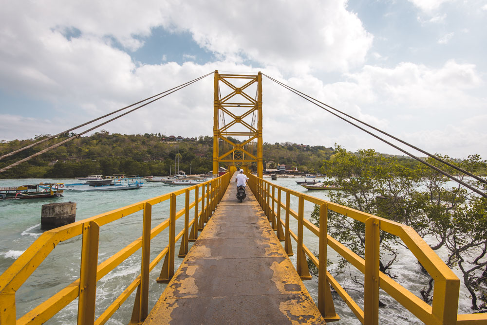 Nusa Lembongan tips nusa ceningang yellow bridge