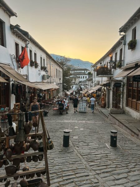 Old Town Gjirokastër straatje