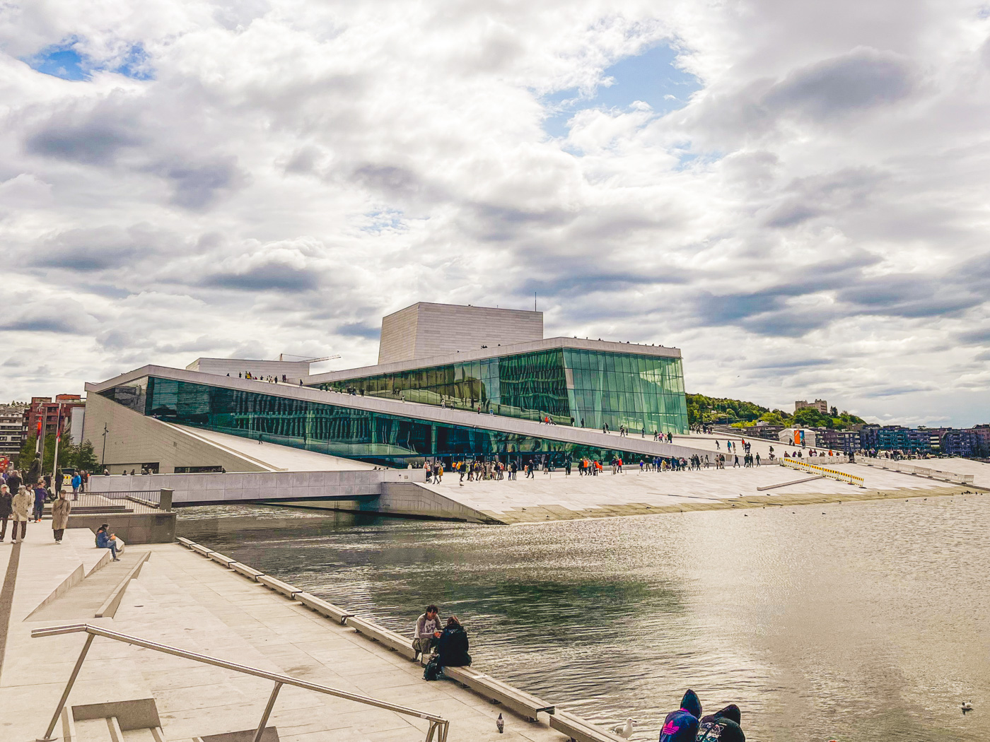 Oslo bezienswaardigheden operahuis
