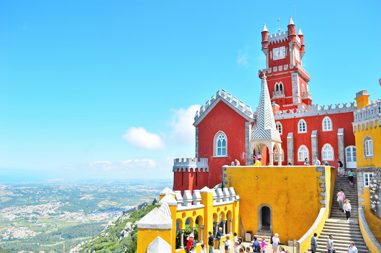 PORTUGESE RIVIERA Pena paleis uitzicht