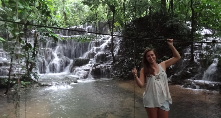 Palenque jungle waterval mexico