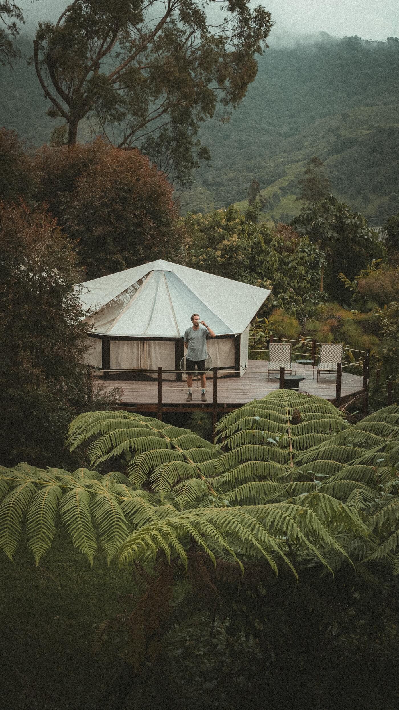 Pan bij tent, Valle de Cocora
