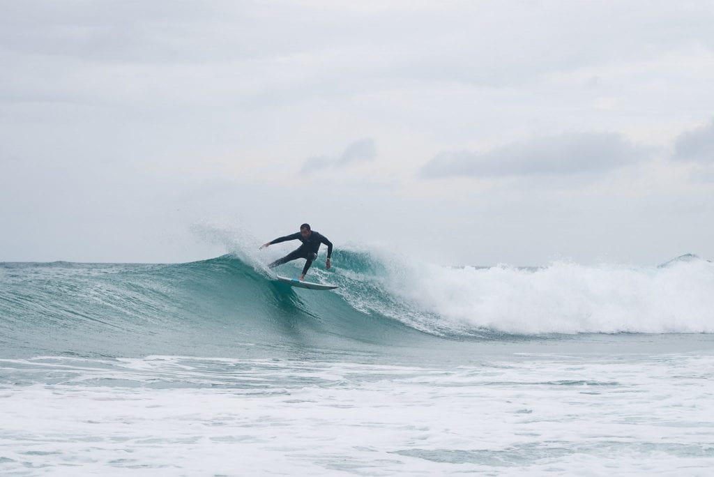 Peniche surfer golven portugal 27