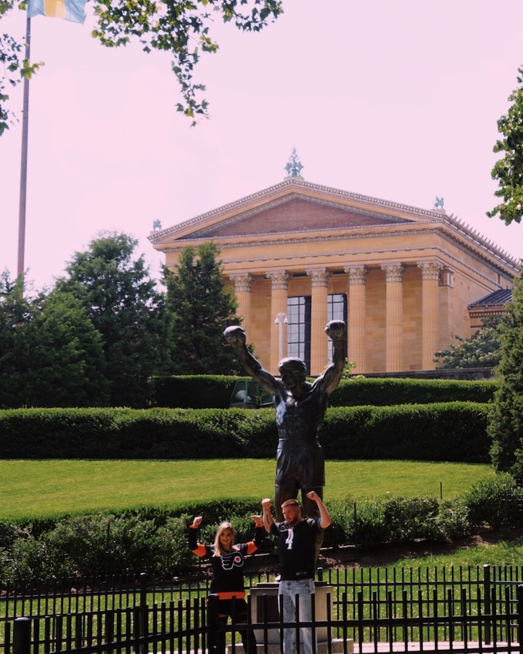 Philadelphia rocky statue
