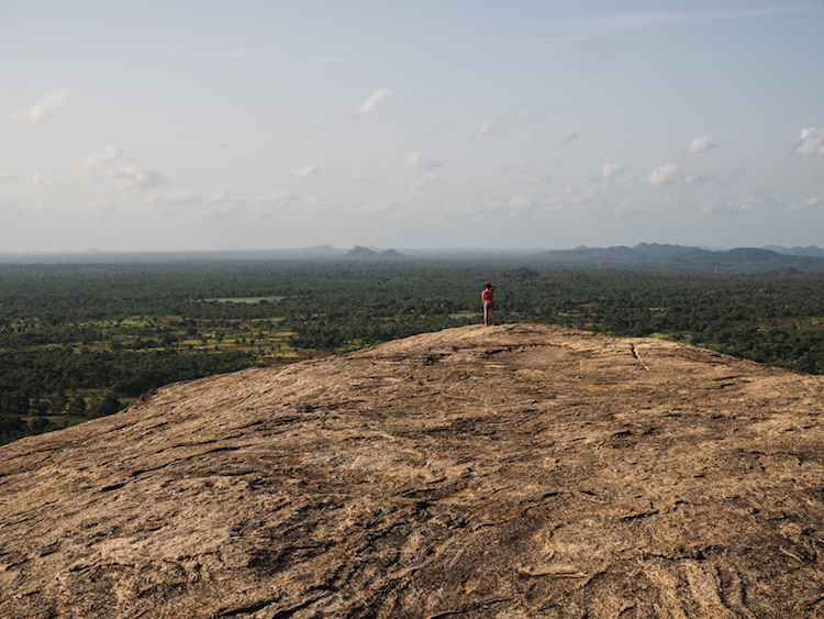 Pidurangala sri lanka op de top