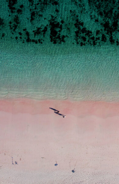 Pink beach komodo eilanden