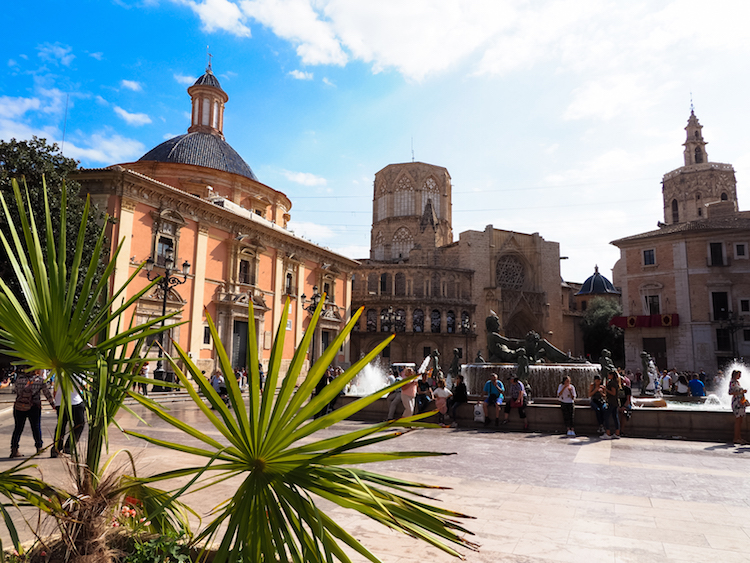 Plaza Virgin Wat te doen in Valencia 