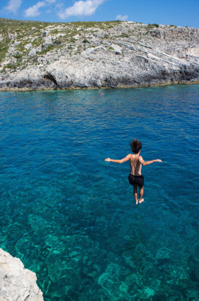 Porto Roxa cliff jump zakynthos