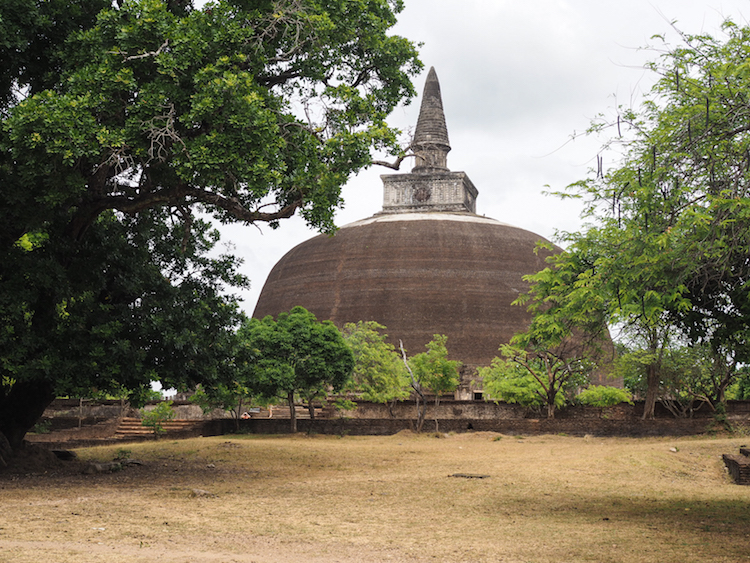 Rankot Vihara Polonnaruwa stoepa