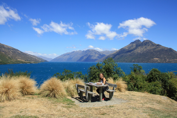 Rondreis Zuidereiland Nieuw-Zeeland Picknicken eten