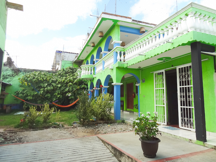 San Cristobal de las Casas hostel iguana voorkant