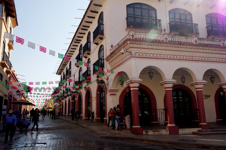 San Cristobal route door mexico