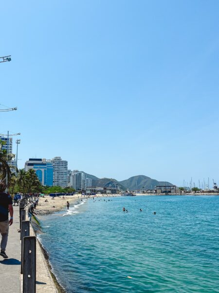 Santa Marta Boulevard, bij strand in centrum