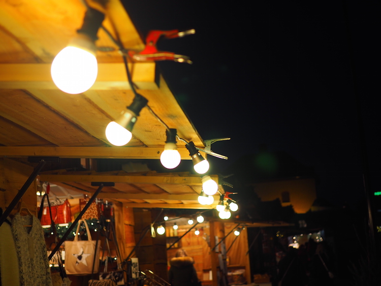 Kerstmarkt Valkenburg kraampjes santas village