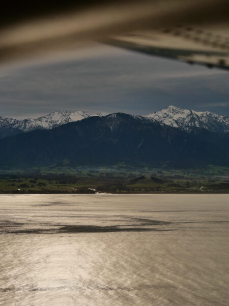 Scenic flight uitzicht op bergen