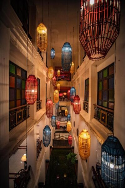 Shanghai Mansion Bangkok chinatown hotel