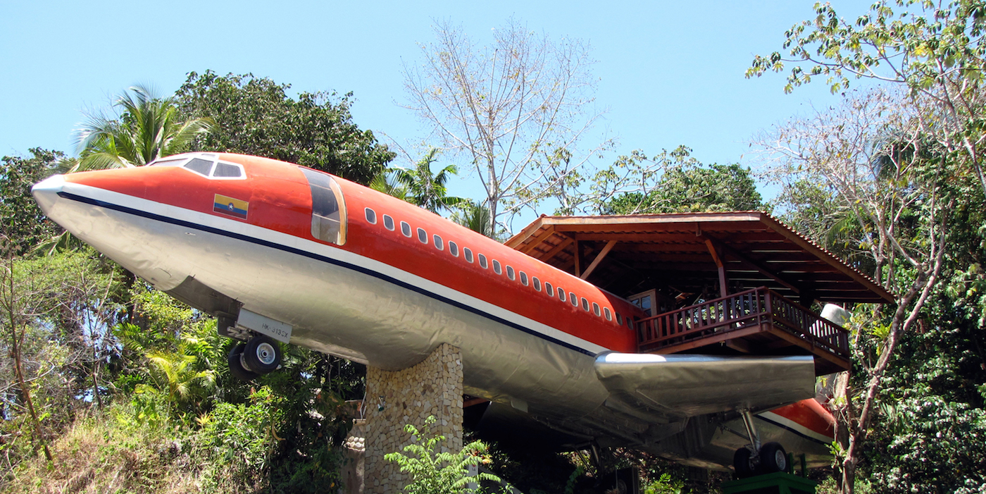 Slapen in een vliegtuig costa rica