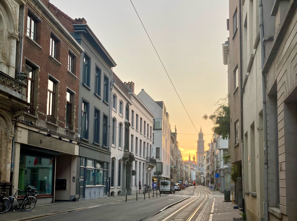 wat te doen in Antwerpen, zonsondergang