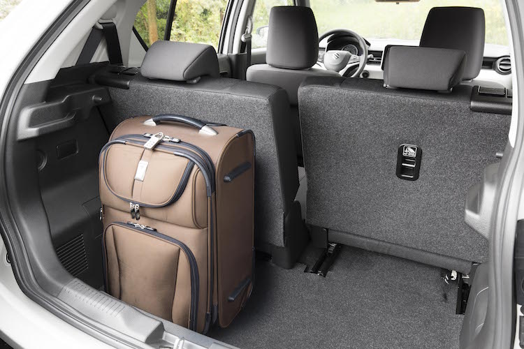 suzuki-ignis-achterin-verschuifbare-achterstoelen