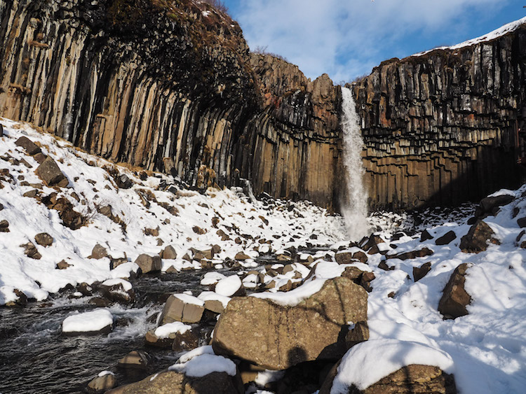 Svartifoss waterval in ijsland