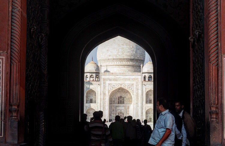 Taj Mahal backpack route India