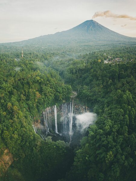 Tumpak Sewu waterval bezoeken java