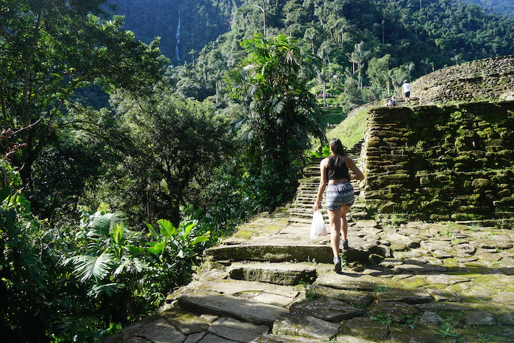 Wandeling naar top verloren stad in colombia