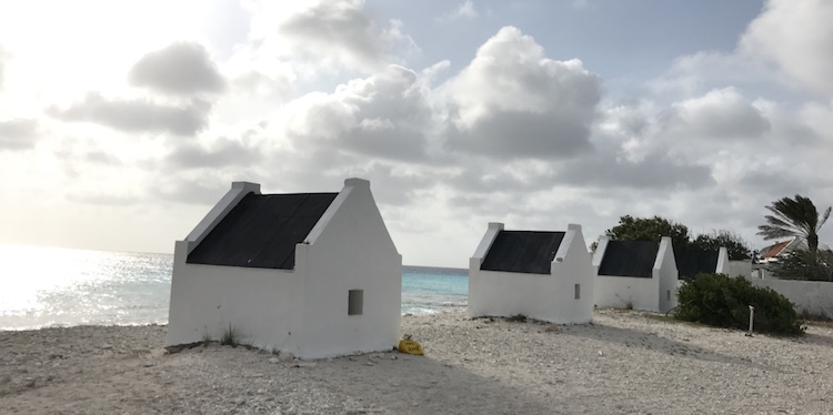 Wat te doen in Bonaire slavenhuisjes