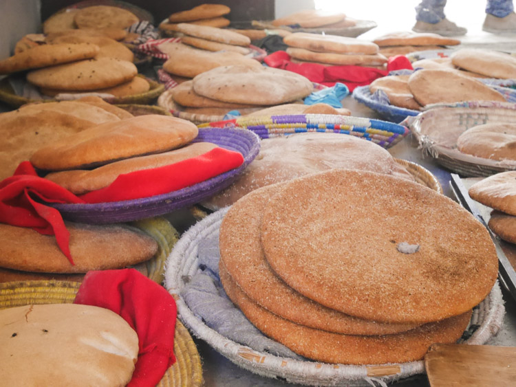 Wat te doen in Marrakech kookcursus brood bakken