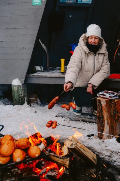 Worstjes grillen wandeltocht Kuusamo
