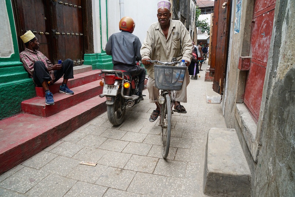 Zanzibar backpacken straten