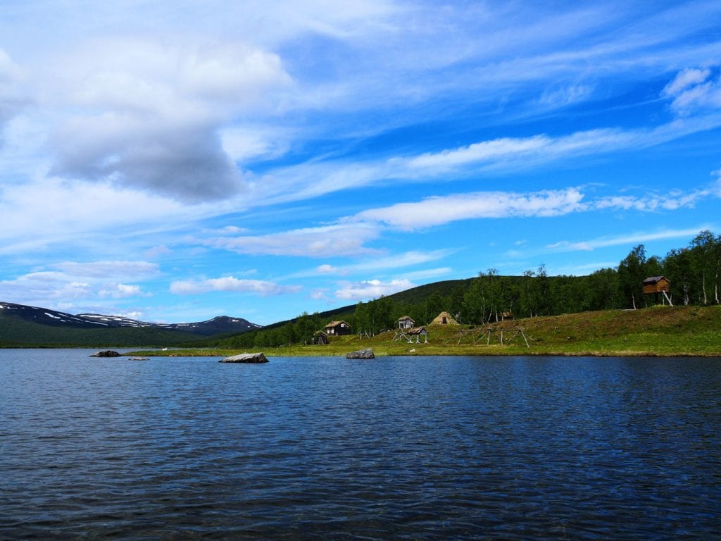 Zomer in Lapland Geunja Sami Eco Lodge