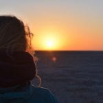 Zonsondergang in botswana zien
