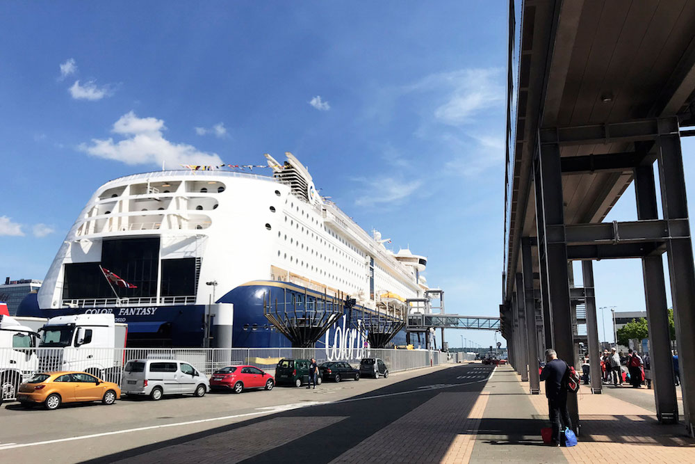 auto naar noorwegen ferry Terminal-in-Kiel