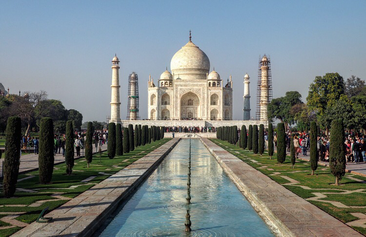 backpack route India Taj Mahal
