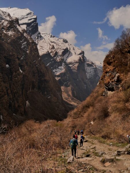 bergen en wandelaars, Annapurna Base Camp Trek
