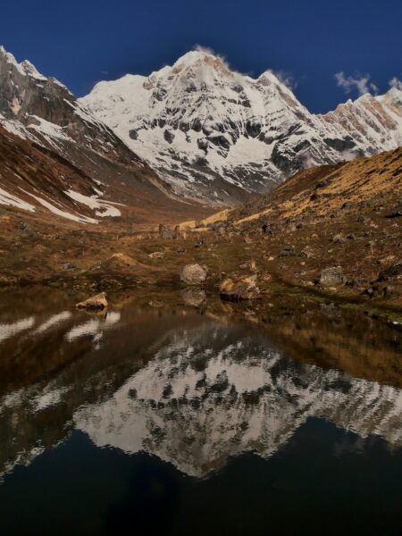 bergweerspiegeling Nepal
