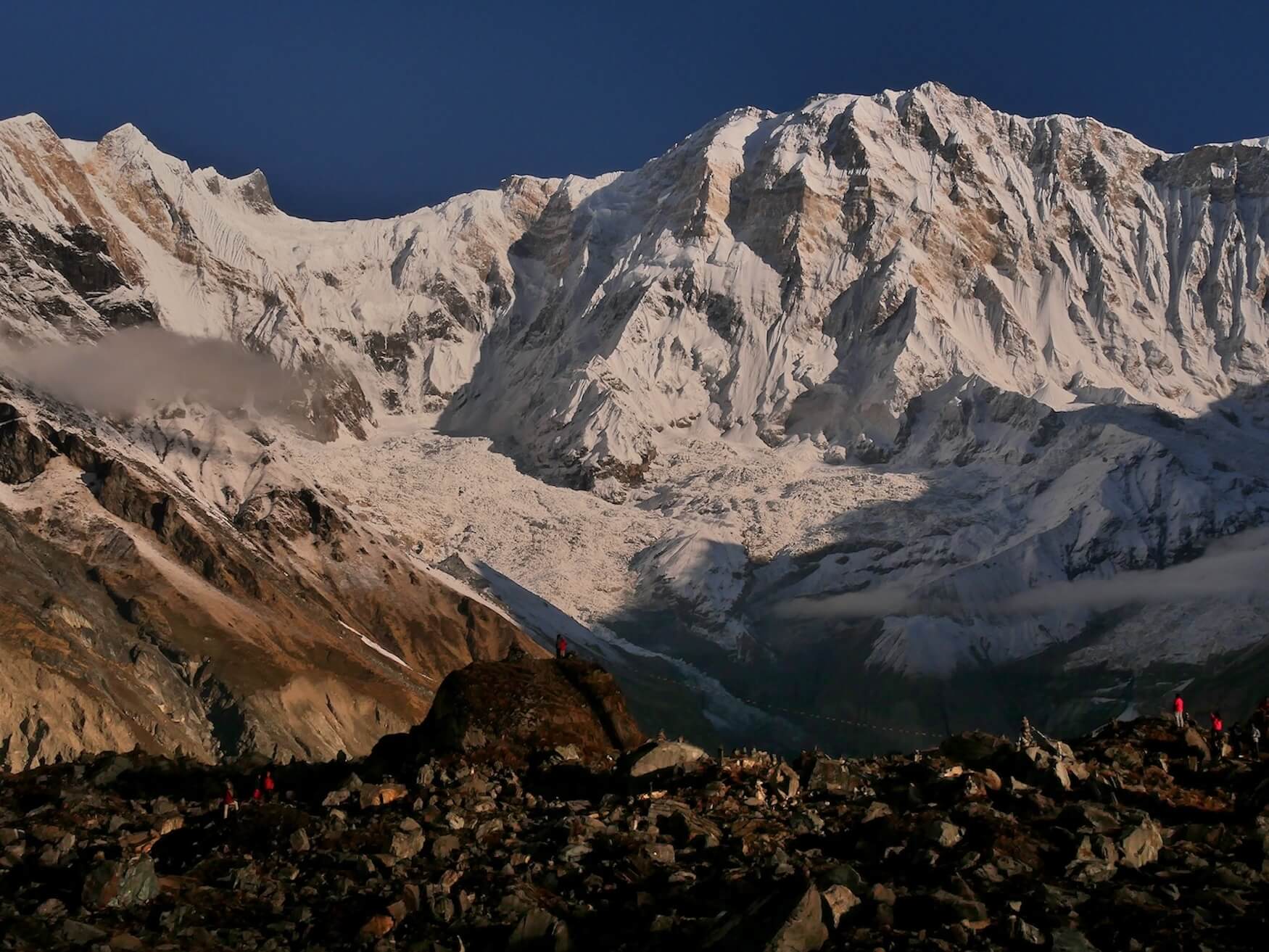 besneeuwde toppen, Annapurna Base Camp Trek