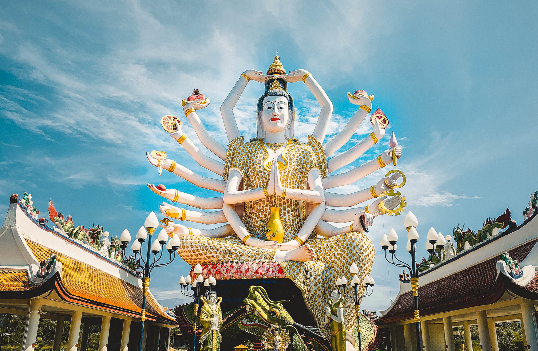 bezienswaardigheden koh samui Wat Plai Laem tempel