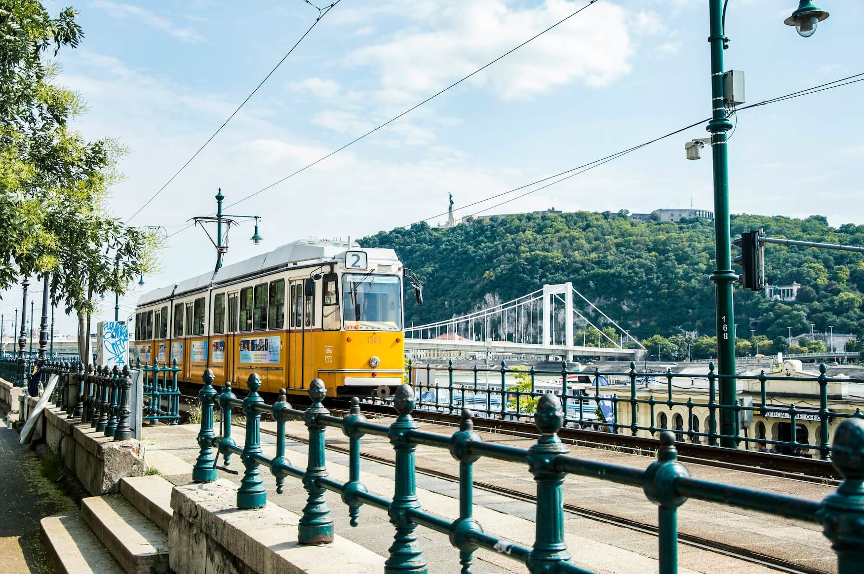 boedepest gele tram