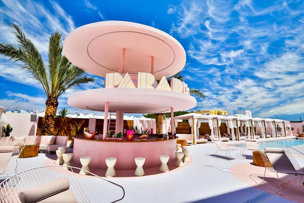 boutique hotels ibiza - paradiso art